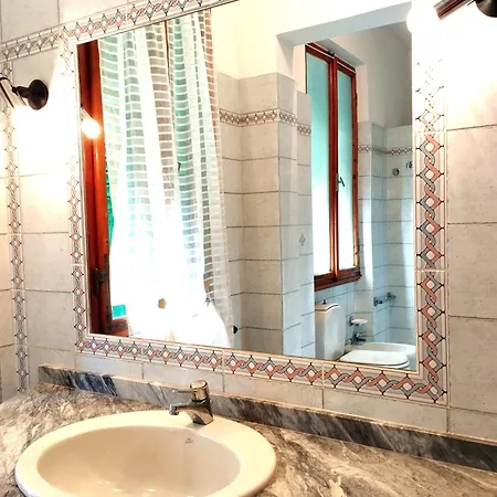 Villino Giulia Vendégház Firenze